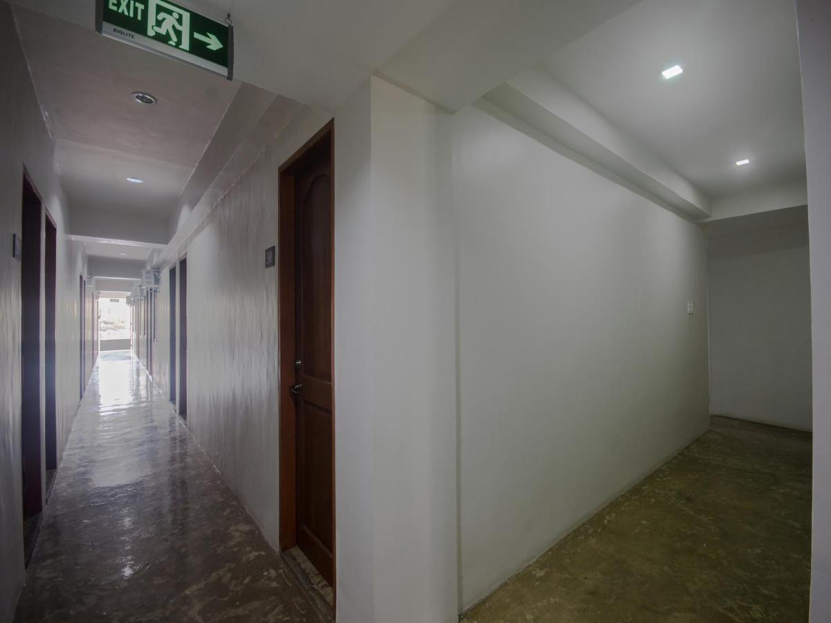 Gplace Hotel Cebu Bagian luar foto