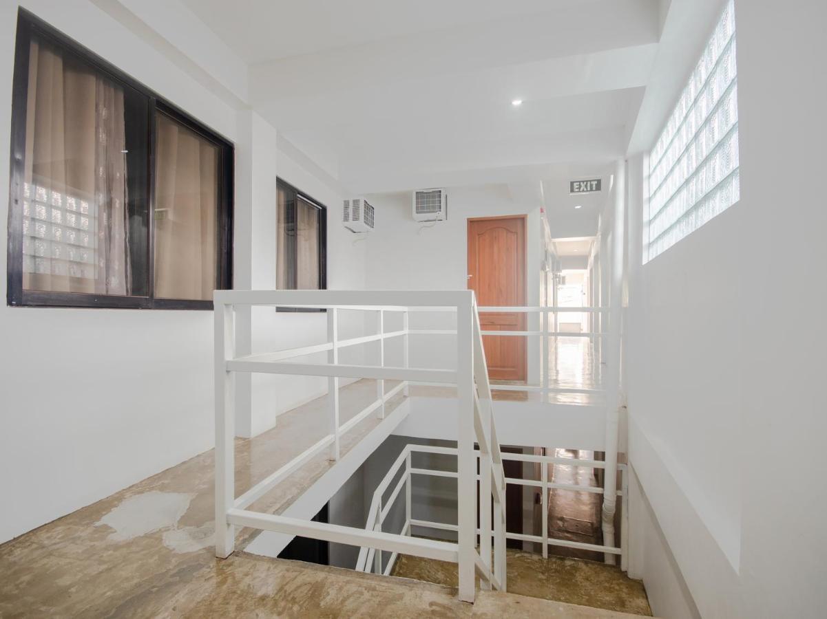 Gplace Hotel Cebu Bagian luar foto