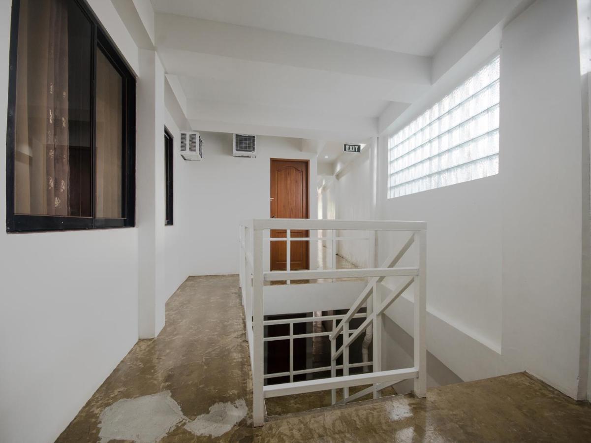 Gplace Hotel Cebu Bagian luar foto
