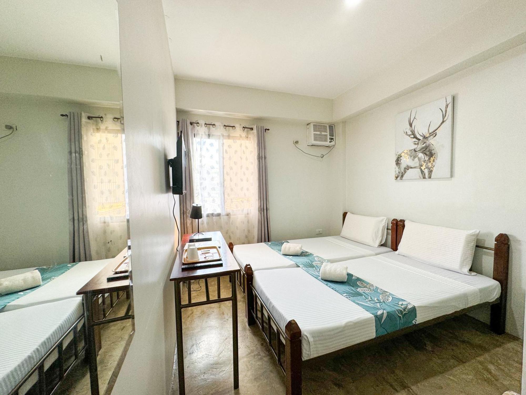 Gplace Hotel Cebu Bagian luar foto