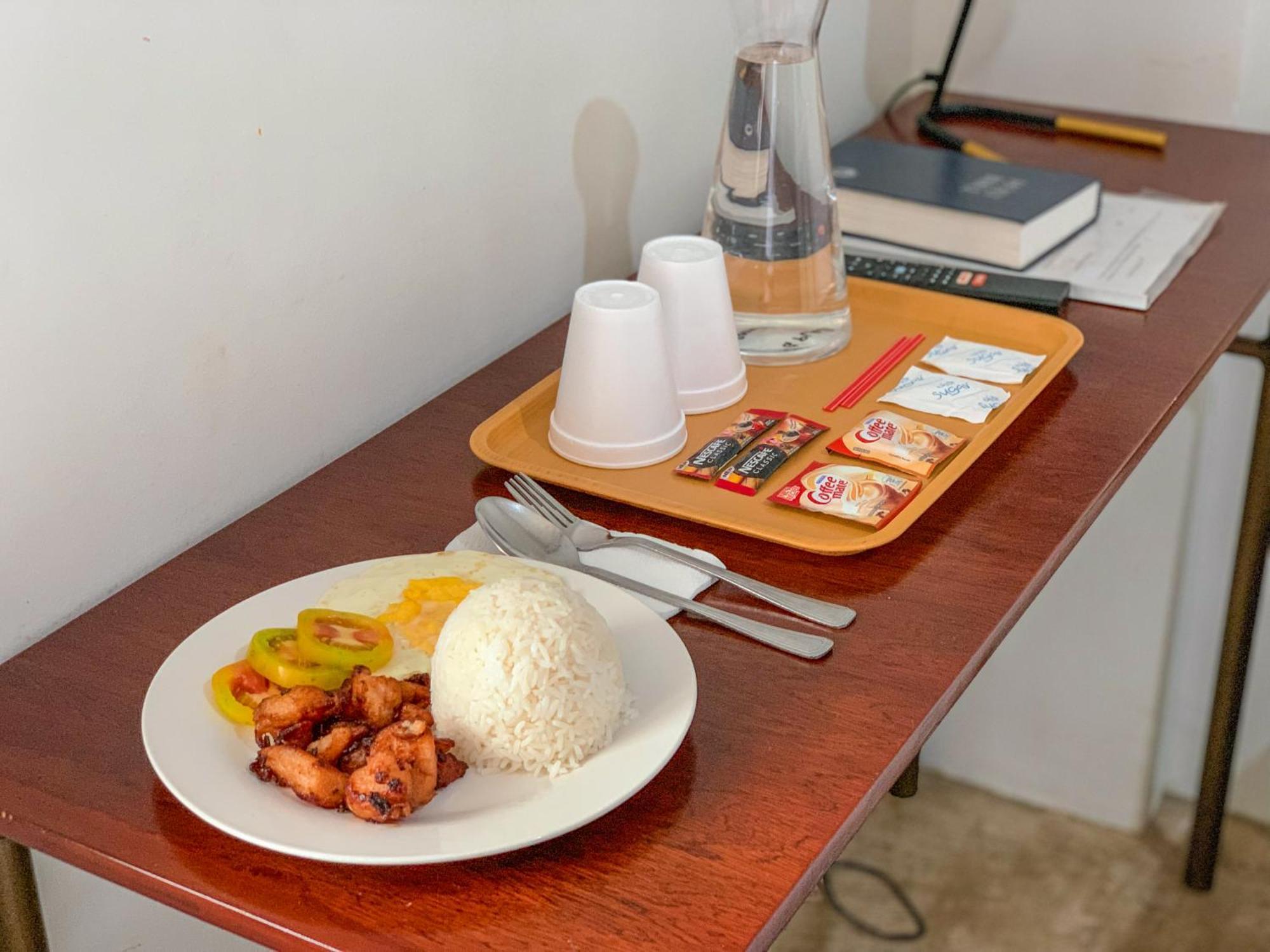 Gplace Hotel Cebu Bagian luar foto